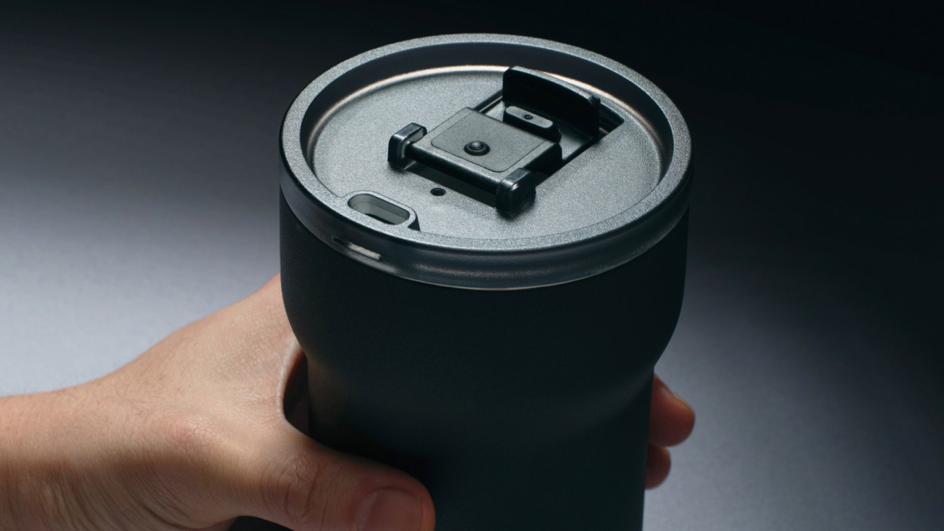 xBloom Passenger tumbler held in hand